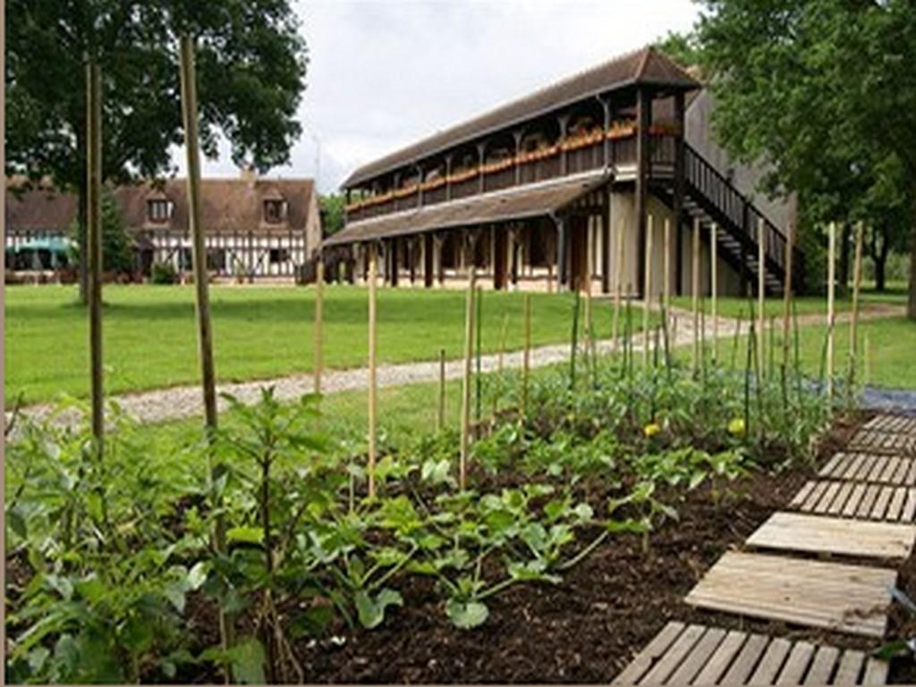 L'Orée des Chênes, The Originals Relais  La Ferté-Saint-Aubin Exterior foto